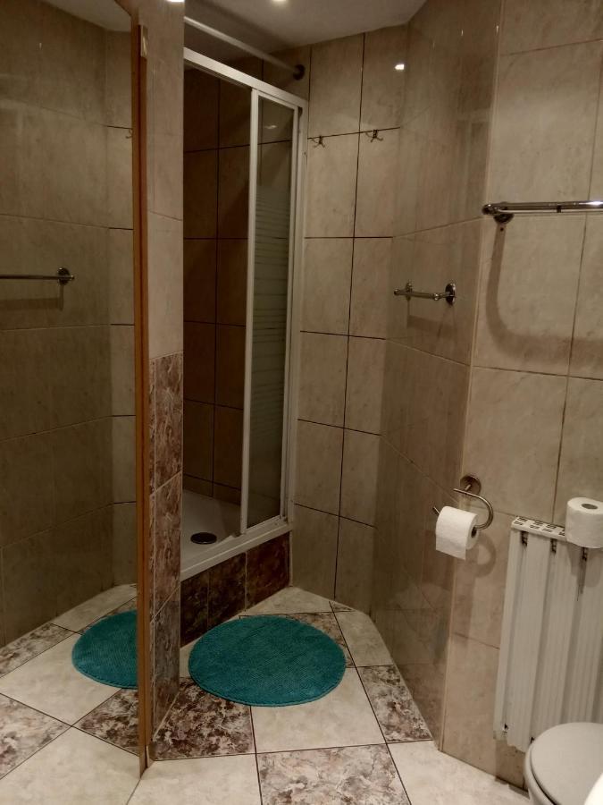 A-Piramida Apartment Wroclaw Luaran gambar