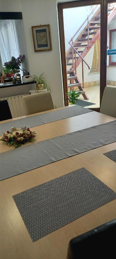 A-Piramida Apartment Wroclaw Luaran gambar